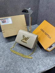 Louis Vuitton Twist MM Bag Crafted Epi Leather Sling Chain Strap With OG Double Dust Cover & Carry Bag Kose Apricot 43662