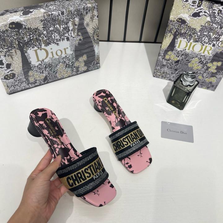 Christian Dior Dway Helled Slide Signature Embroidered Pink Black With OG Box & Carry Bag 755-1 Black
