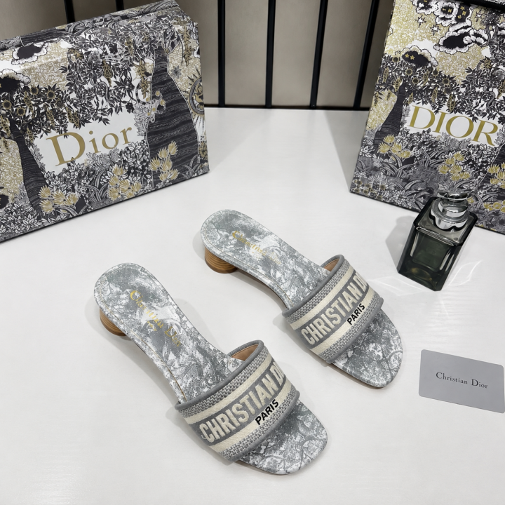 Christian Dior Dway Heeled Slide Signature Embroidered Grey With OG Box & Carry Bag 755-1 Gray