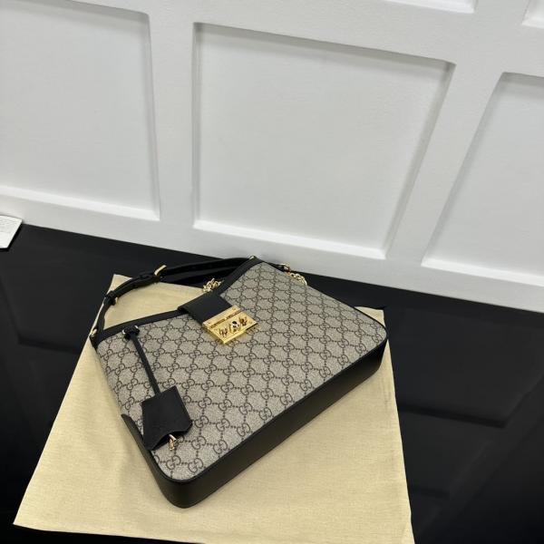 Gucci GG Padlock Medium Shoulder Bag With OG Box & Dust Ba  760688 Black