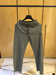 On Cloud IMPORTED STORE ARTICLE TRACK PANT DARK GREY