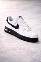 Nike AirForce 1 Low WHITE BLACK MIDSOLE 151