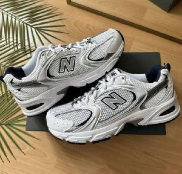 New Balance White Navy 530 Trainers Mens