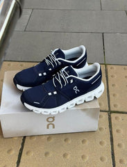 On cloud 6 waterproof Running navy blue