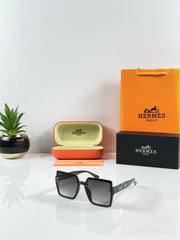 Hermes WMNS 23010 Green Shaded