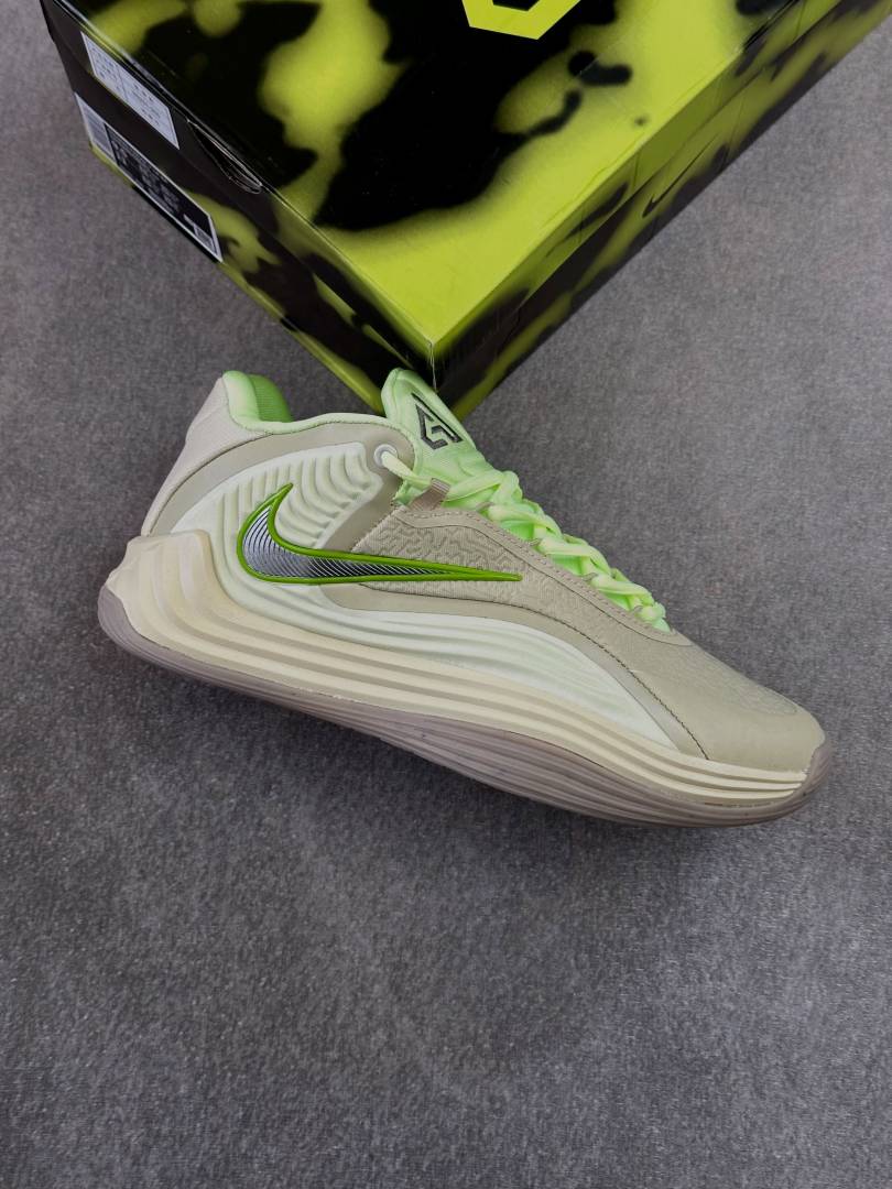 nike giannis freak 7 light khaki