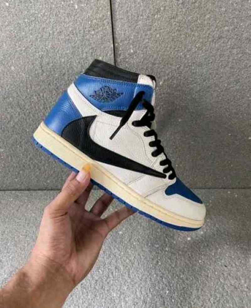 NIKE AIR JORDAN 1 HIGH X TRAVIS SCOTT FRAGMENT SEMI UA
