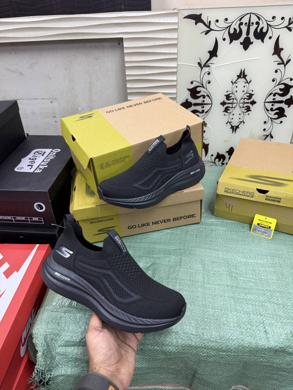 Skechers Mens Max Cushioning 3.0 2026 Article