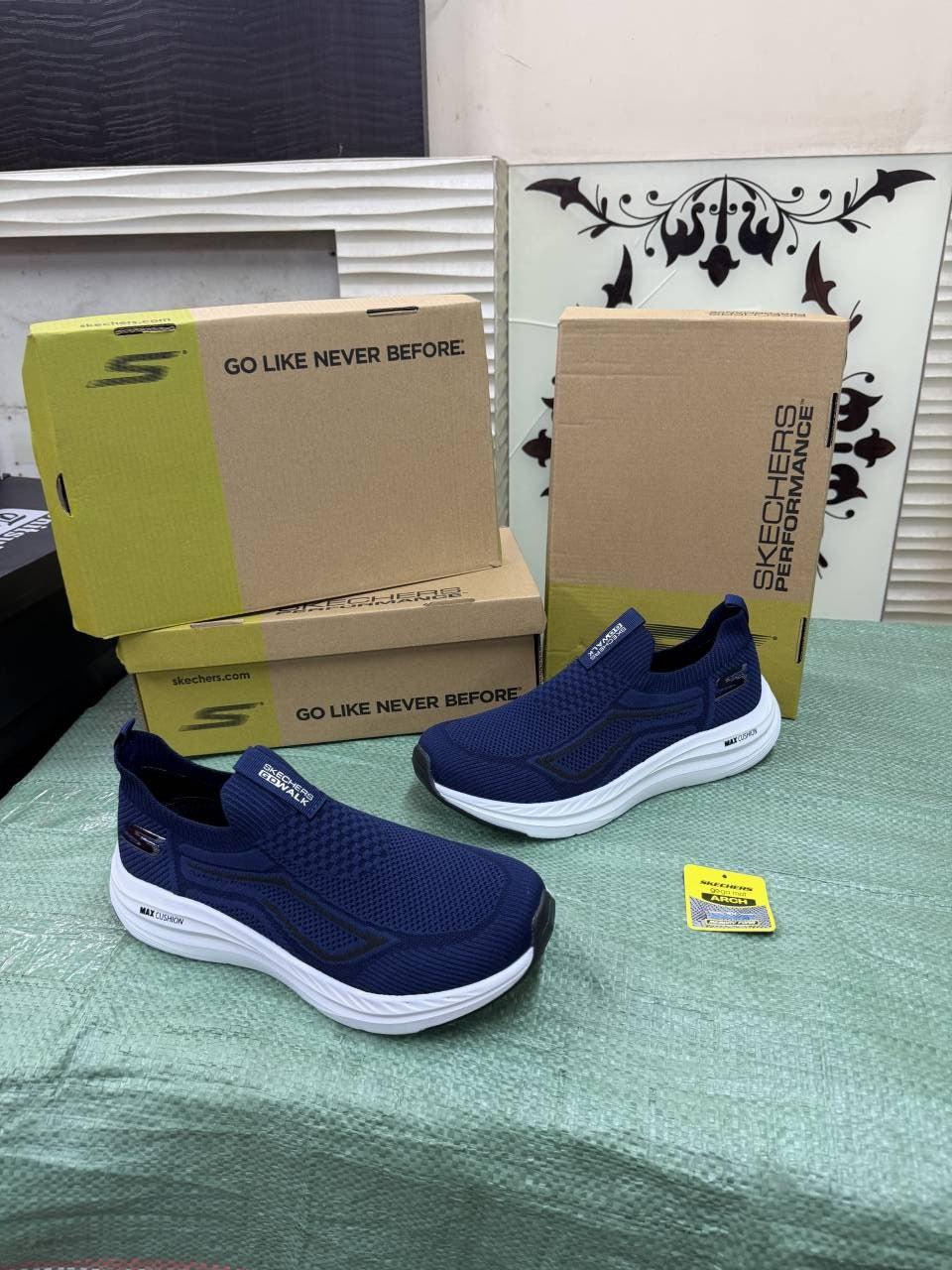 Skechers Mens Max Cushioning 3.0 2026 Article