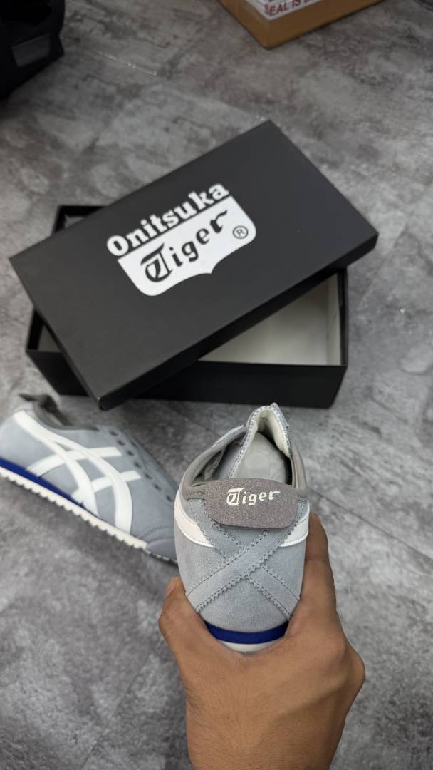 Onisuka Tigar Mexico 66 Slip-ons Grey Suede S
