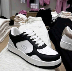 ALO YOGA RECOVERY BLACK WHITE