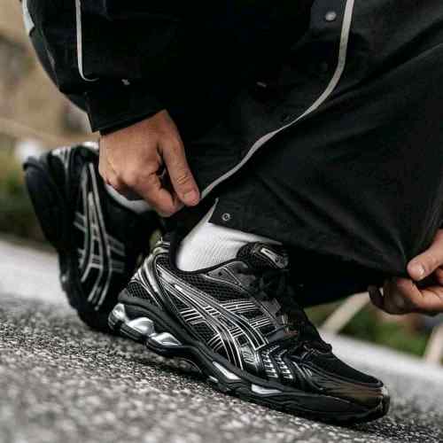 Asics Gel Kayano 14 Triple Black 2674