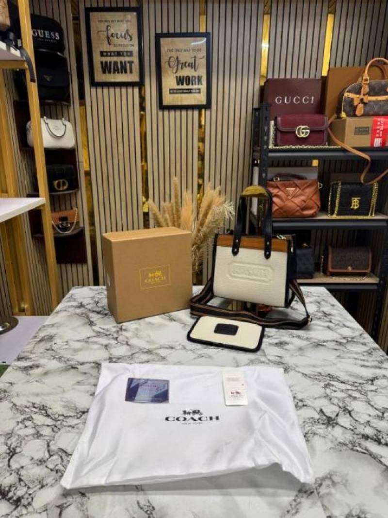Coach Field Signature Tote Bag In Colour Block With Og Box And Dust Bag C06