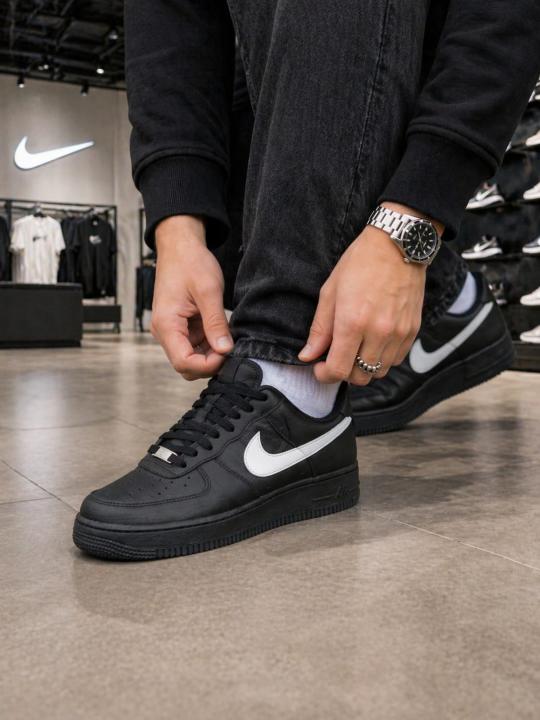 Nike Airforce 1 low Black white Swoosh