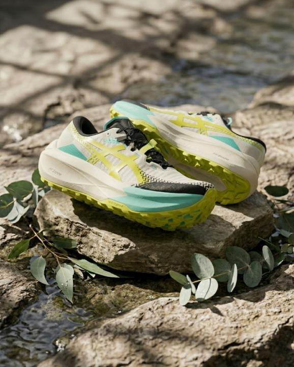 Asics Trabuco Max 5 White Neon