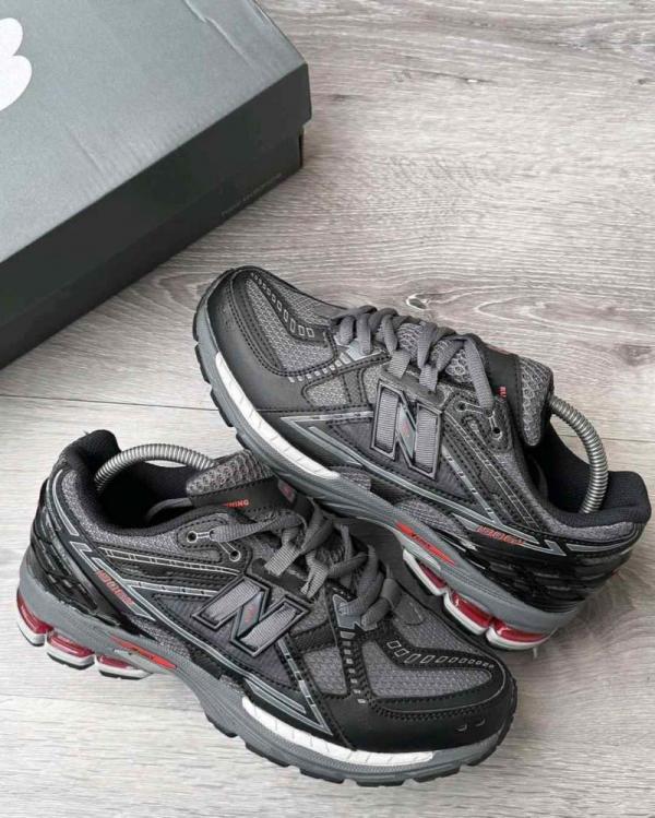 New Balancce 1906U Black Red Grey