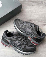 New Balancce 1906U Black Red Grey