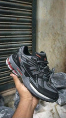 New Balancce 1906U Black Red Grey