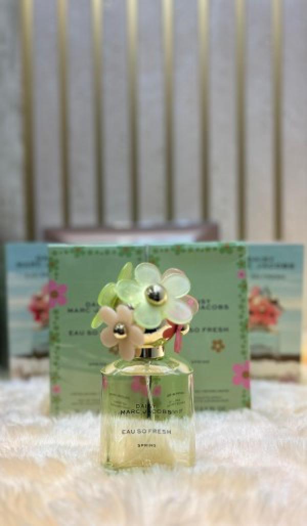 Marc Jacobs Daisy Spring Eau So Fresh 100ML (413)