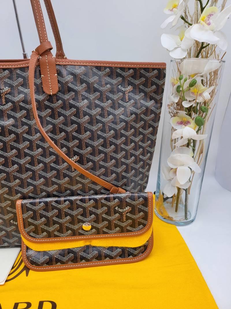 Goyard Saint Loius PM Tote Bag Black Brown With A Detachable Pouch With Dust Cover