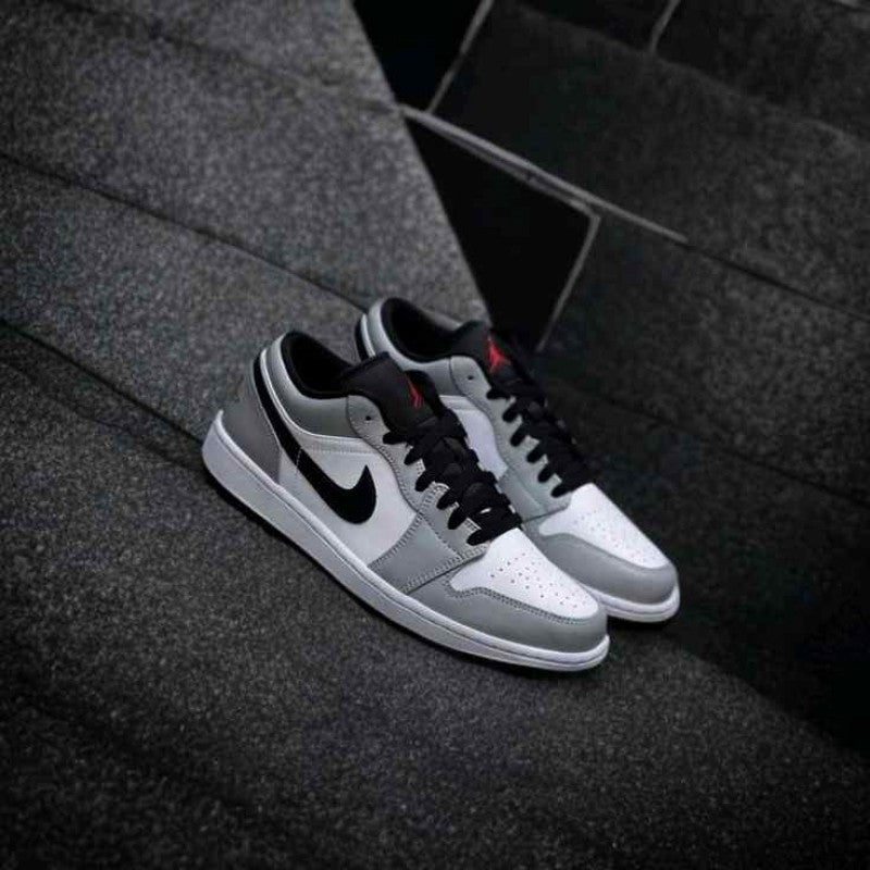 Nike Air Jordan 1 Low Light Smoke Grey