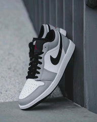 Nike Air Jordan 1 Low Light Smoke Grey