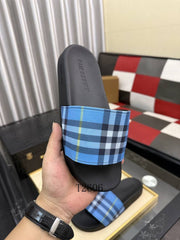 Burberry Check Slides In storm Blue Men