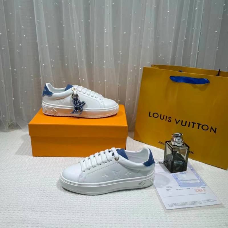Louis Vuittion Time Out Sneaker white blue