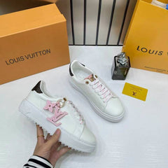 Louis Vuittion Time Out Sneaker white Black