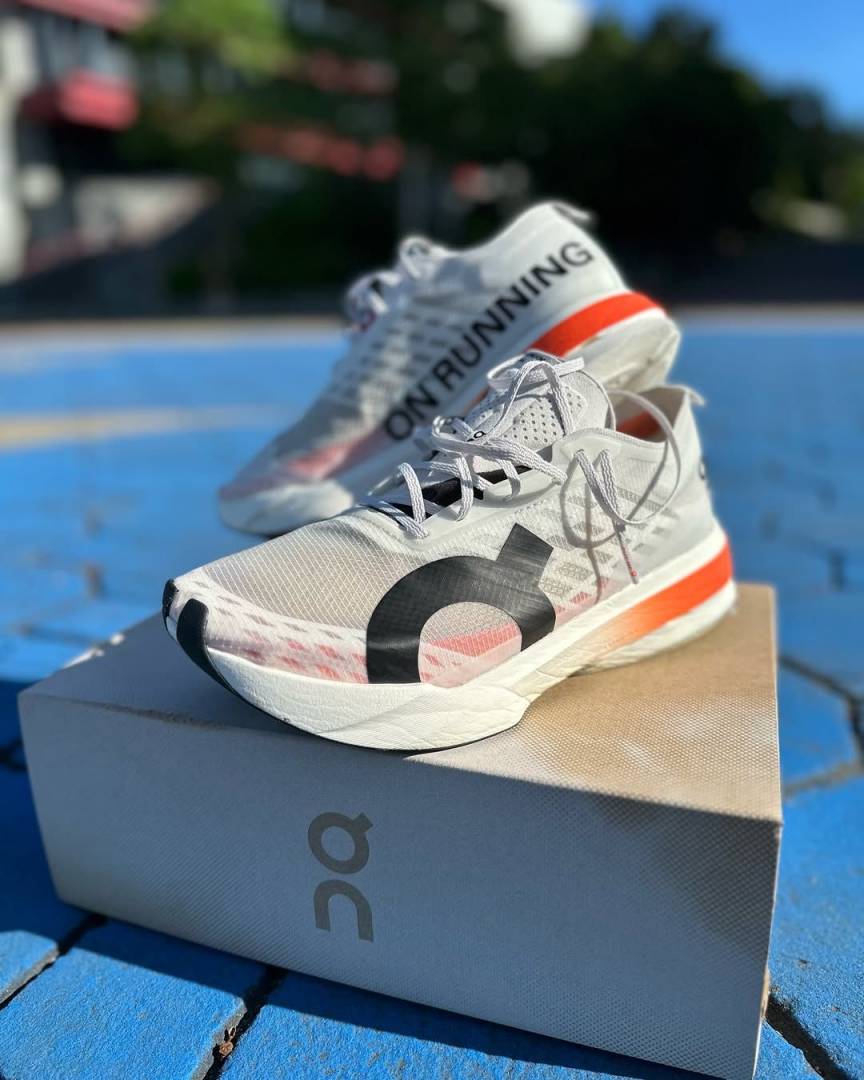 On Running Cloud Boom Strike White Orange Fixed