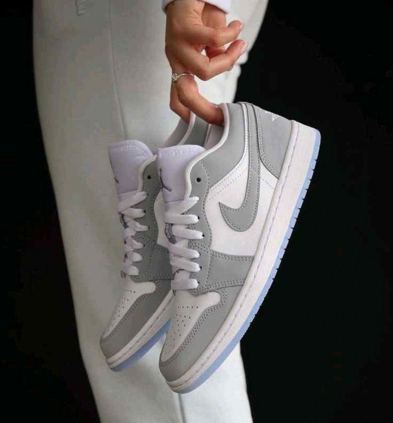 Nike Air Jordan 1 Low Wolf Grey