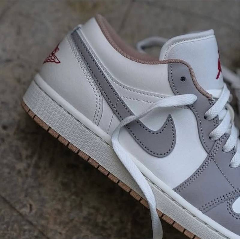 Jordan 1 Low Sail College Grey Rattan