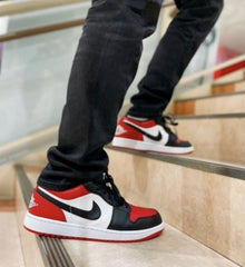 Jordan 1 low Bred Toe