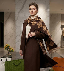 Gucci GG Diamond Pattern Wool Blend Scarf Dark Brown & Camel Beige With Carry Bag