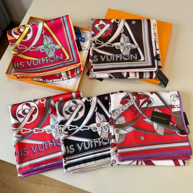 Louis Vuittion Monogram Chain & Floral Print Silk Square Scarf Black Beige & Pink With Carry Bag
