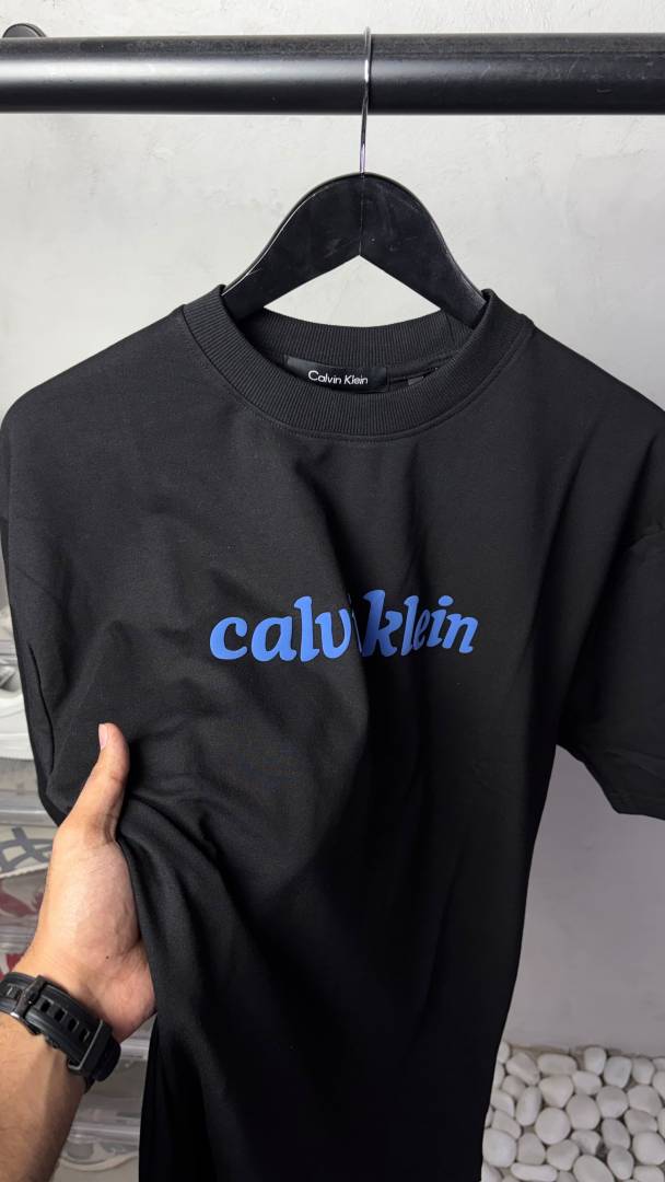Calvin Klein Premium Oversized T Shirt. 3275