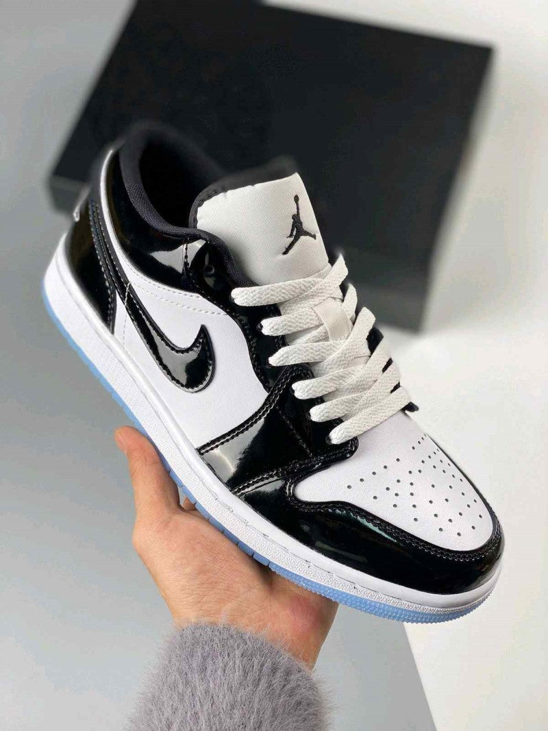 Air Jordan 1 Low Concord