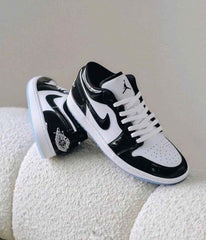 Air Jordan 1 Low Concord