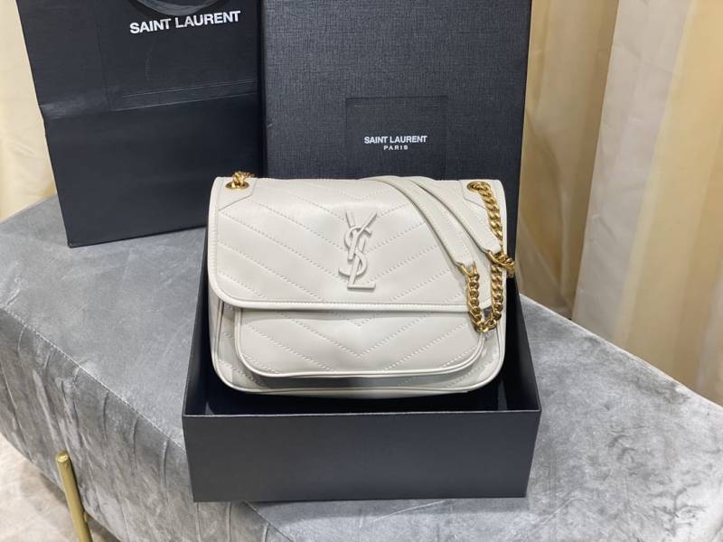 Ysl Saint Laurent Niki Medium Chain Bag White Quilted Crinkled Leather With OG Box Carry Bag 1325 White