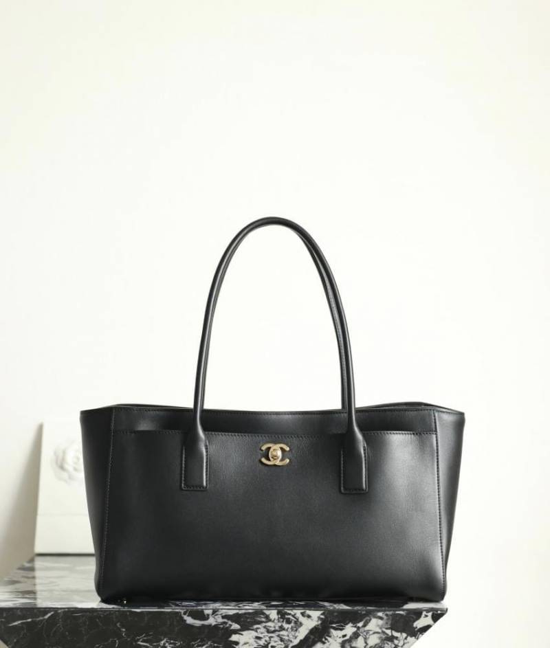 Chanel Black Leather Tote High Quality Leather With OG Box Dust Cover & Carry Bag 26006 Black Leather