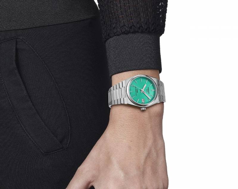 Tissot 1853 Prx Powermatic Quartz tifnny checks