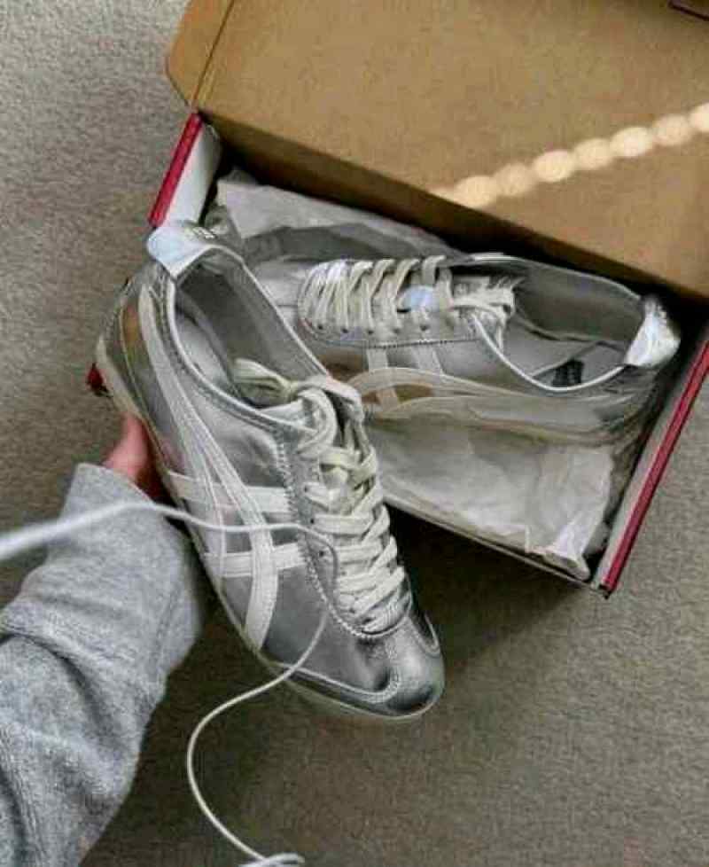 Onitsuaa Tiger MEXICO 66 SILVER OFF WHITE for her