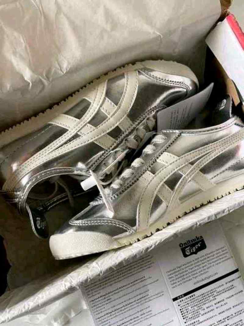 Onitsuaa Tiger MEXICO 66 SILVER OFF WHITE for her
