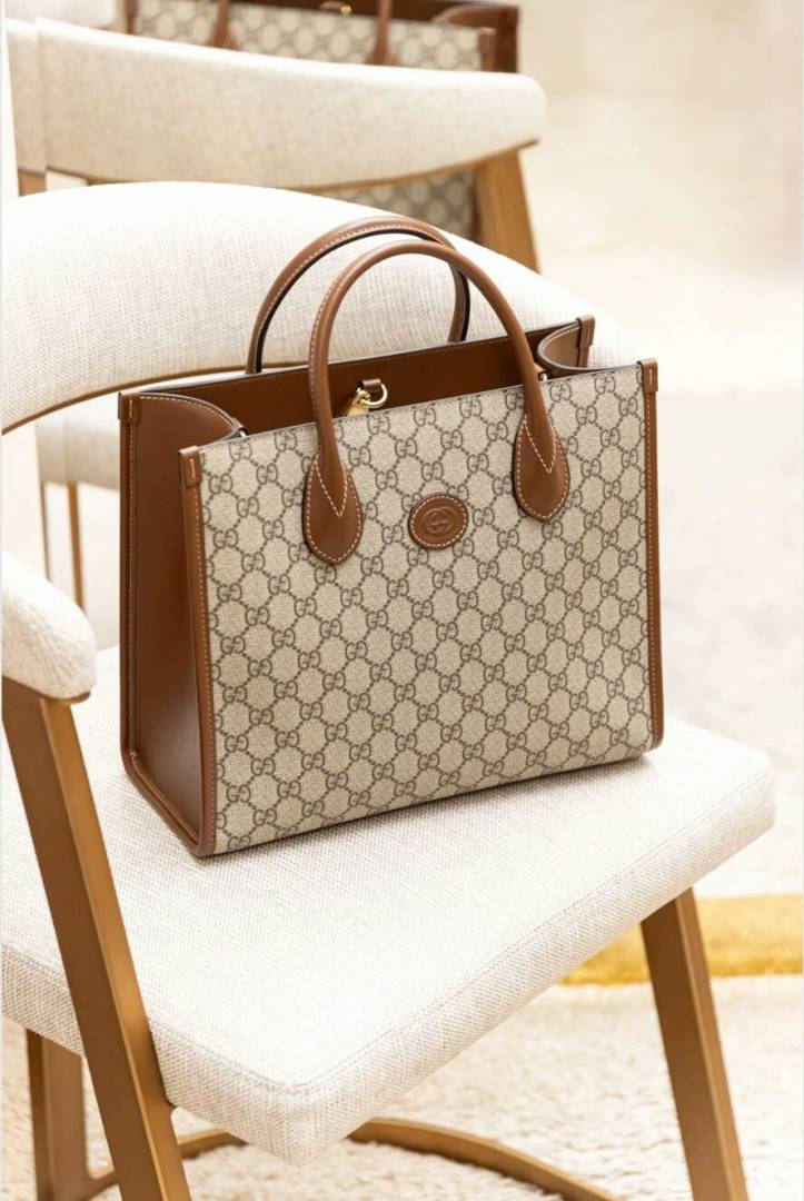 Gucci Supreme GG Beige Tote Bag With Dust Cover & Carry Bag 659983