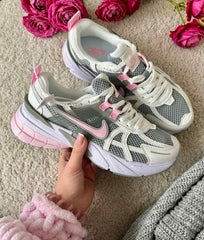 Nike V2K Run Light Pumice Pink Foam