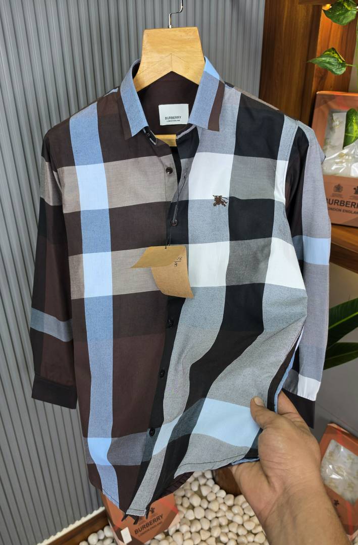 Burberry Check Pattern Shirt T08 3