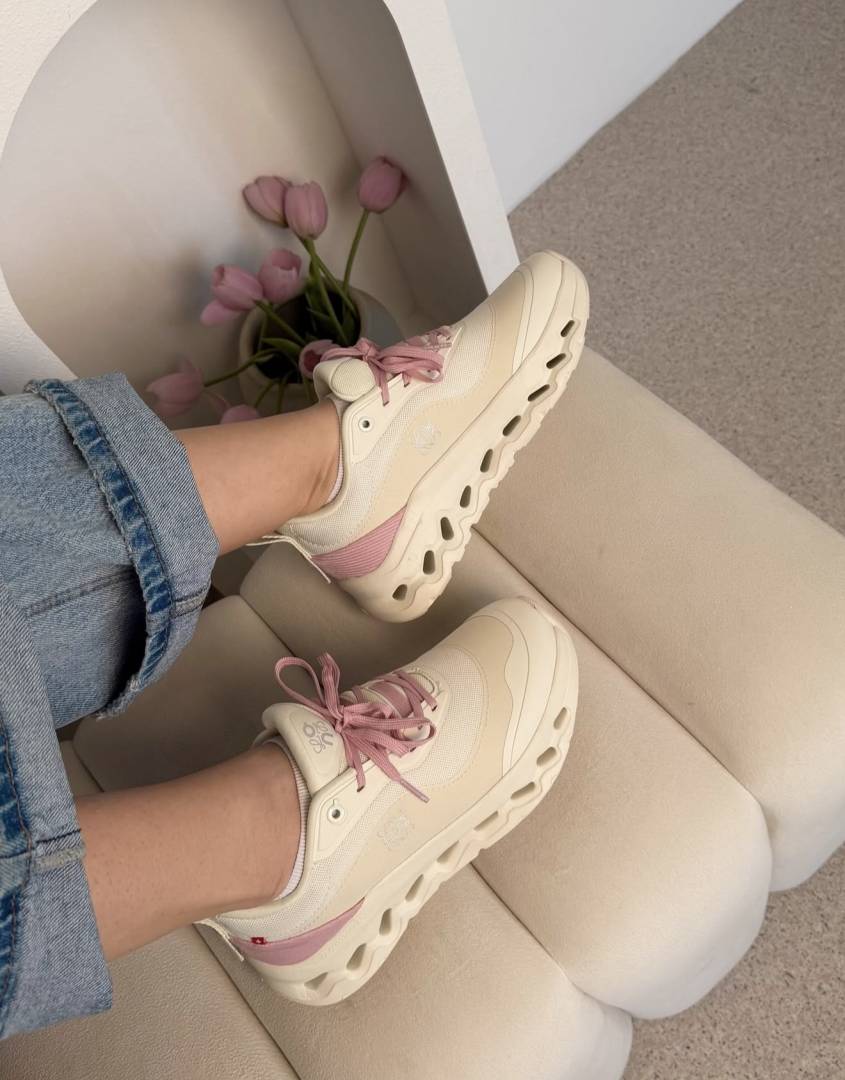 Loewe X cloud tilt 2.0 pink