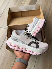On Cloud monster 3 Hyper Pink