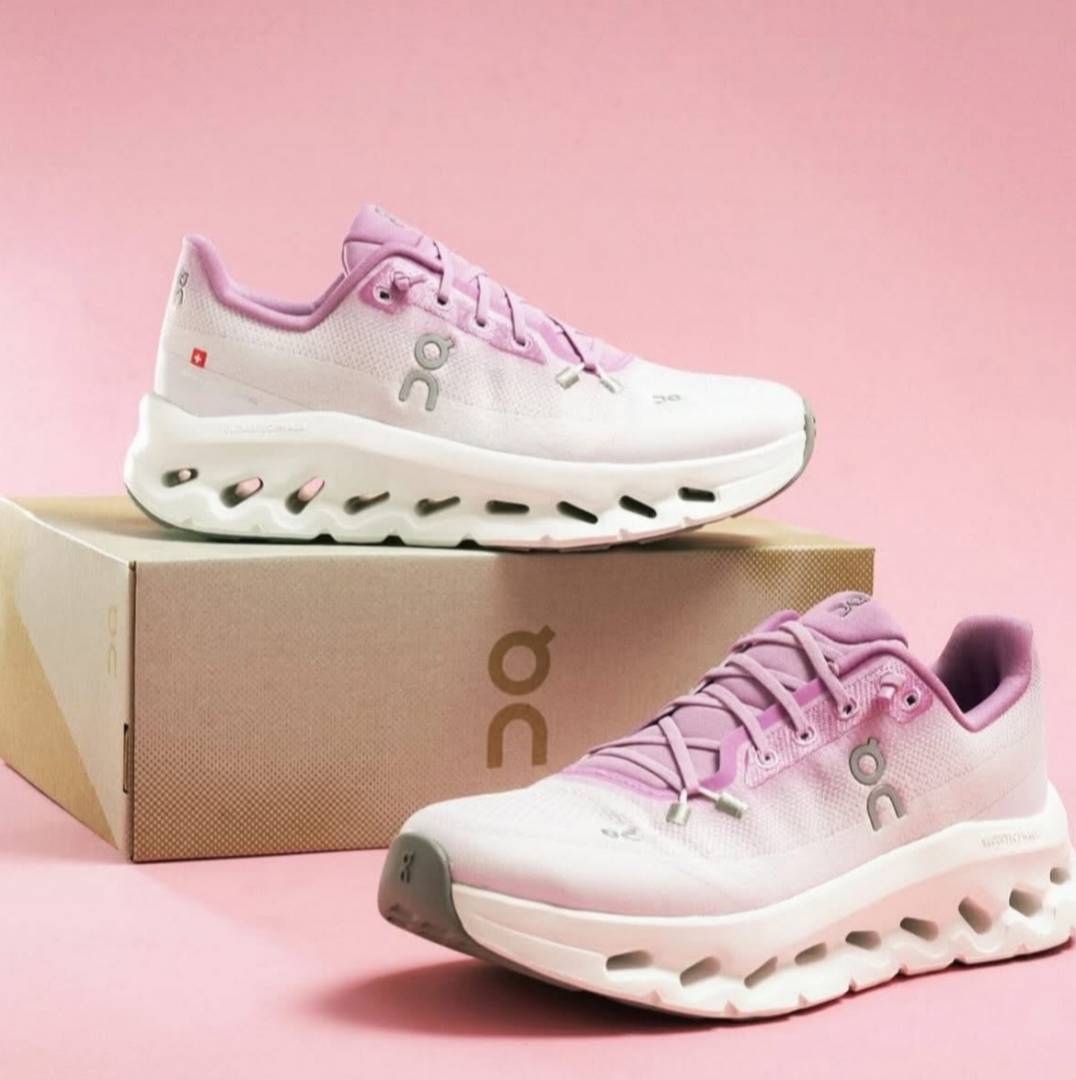 On Cloud Tilt Running Bloom Sakura Pink