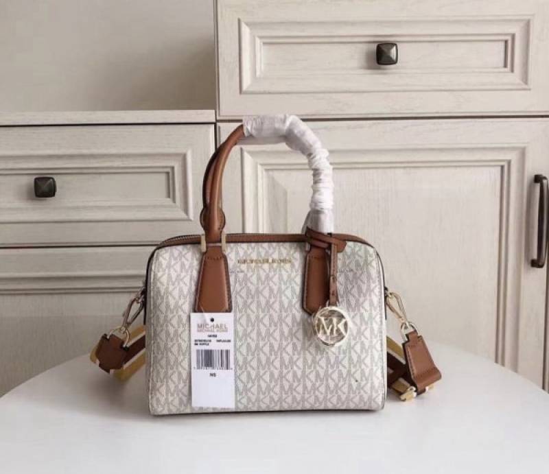 Michael Kors Boston Beige With Dust Bag (71012 Beige Brown)